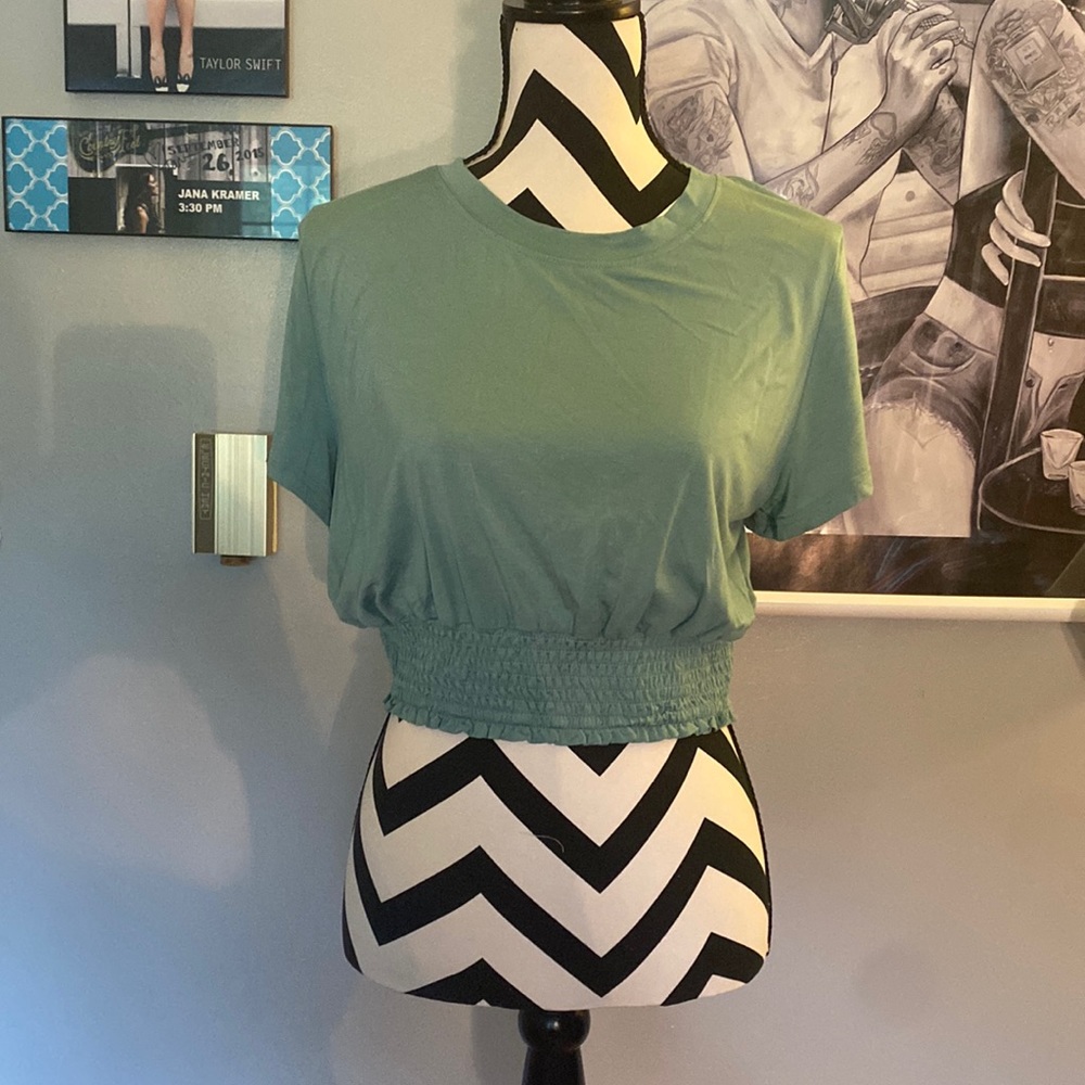 Crop tee